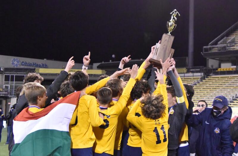 St. Ignatius, Noblesville stay as nation&#8217;s top-ranked teams