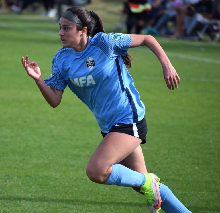Recruiting News: Top 10 Talents make commitments