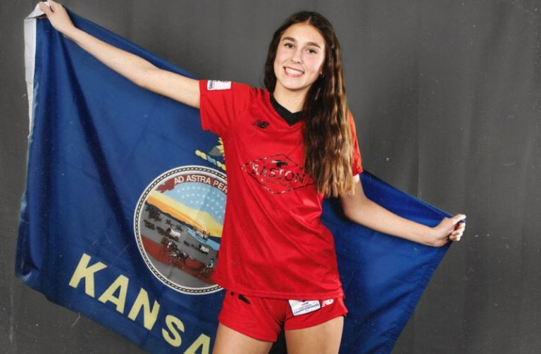 Who are the best 2027 forwards from KS/MO?