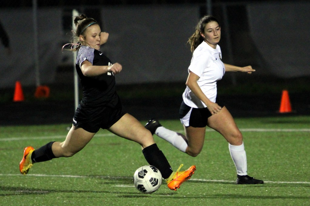 Texas HS Girls: George Ranch vs. Foster - Photos | Prep Soccer