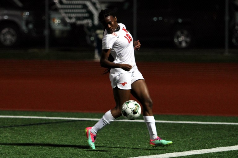 Texas HS Girls Playoff Match to Watch: Memorial vs. Seven Lakes
