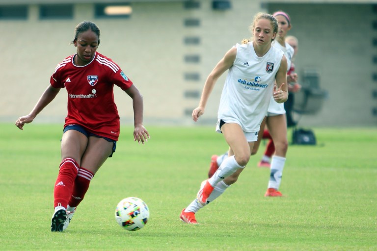 Texas Shootout: 17s - Midfielders