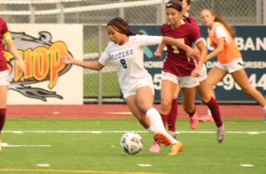 <span class="pn-tooltip pn-player-link">
        <span class="name-pointer">Varsity HS Jamboree Highlights Talent in South Sound</span>
        <span class="info-box not-prose" style="background: linear-gradient(to bottom, rgba(212,175,55, 0.95) 0%,rgba(212,175,55, 1) 100%)">
            <a href="https://prepsoccer.com/2024/09/varsity-hs-jamboree-highlights-talent-in-south-sound/" class="link-wrap">
                                    <span class="player-img"><img src="https://prepsoccer.com/wp-content/uploads/sites/8/2024/09/Sunset-Stadium-Soccer-crop-526x346-1725855926.jpeg?w=150&h=150&crop=1" alt="Varsity HS Jamboree Highlights Talent in South Sound"></span>
                
                <span class="player-details">
                    <span class="first-name">Varsity</span>
                    <span class="last-name">HS Jamboree Highlights Talent in South Sound</span>
                    <span class="measurables">
                                            </span>
                                    </span>
                <span class="player-rank">
                                                        </span>
                                    <span class="state-abbr"></span>
                            </a>

            
        </span>
    </span>

