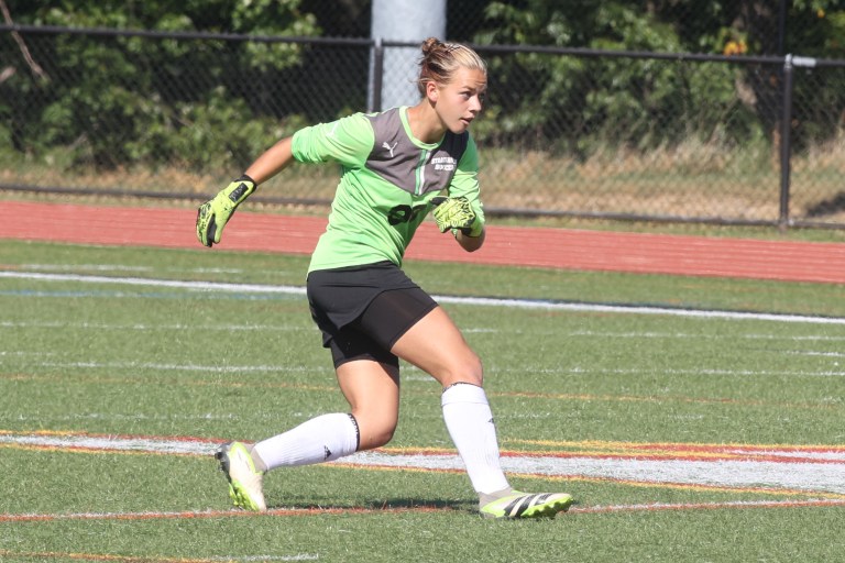 2027 and 2028 Girls Goalkeepers Watch List: Rising Commanders