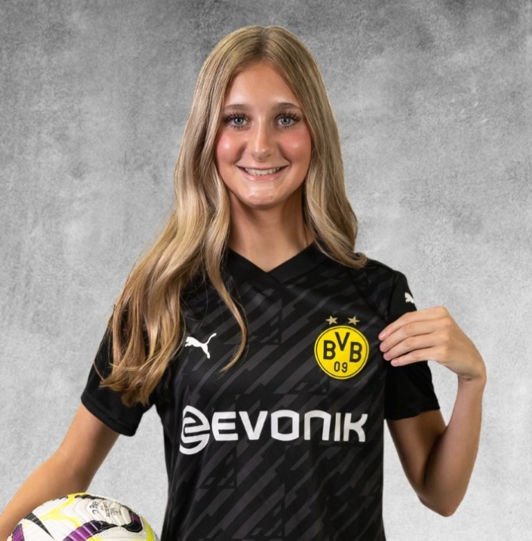 Julianna Lastinger