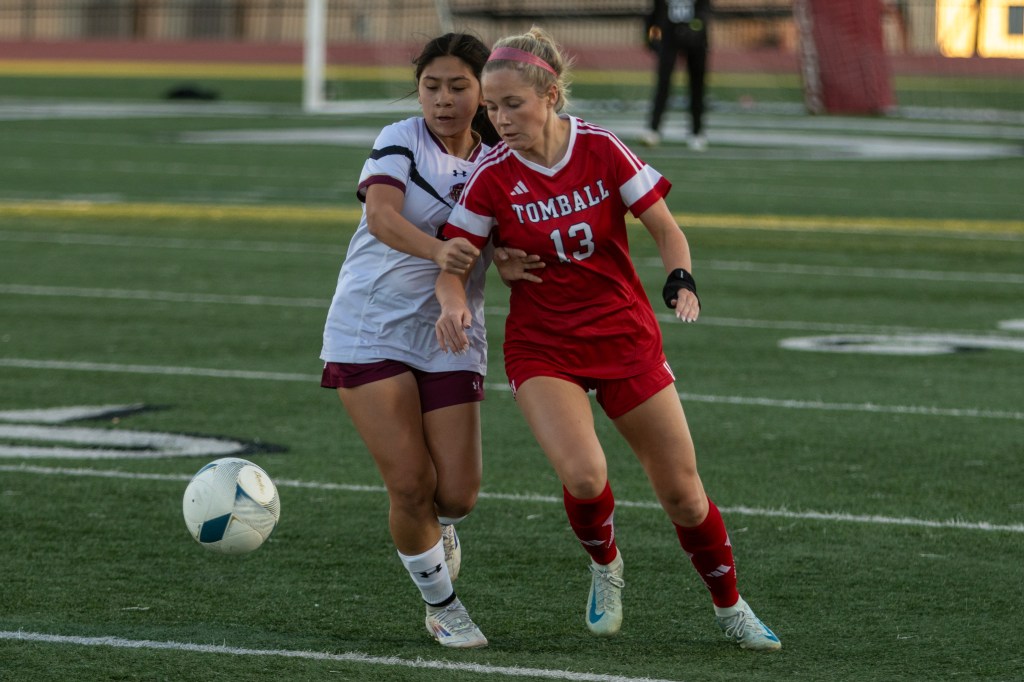 Texas HS Girls: Tomball vs. Magnolia West &amp;#8211; Photos