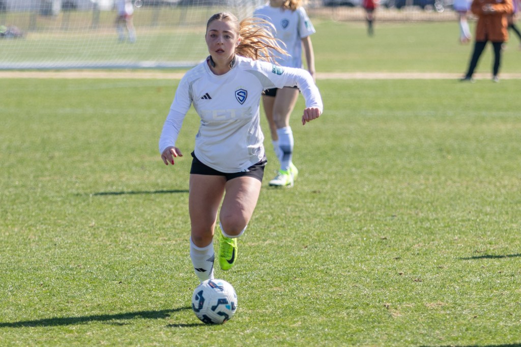 ECNL Texas: Dynamic Forwards in the 09 age group