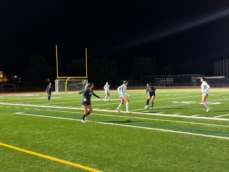 1st and 2nd place teams face off in the season-ending finale