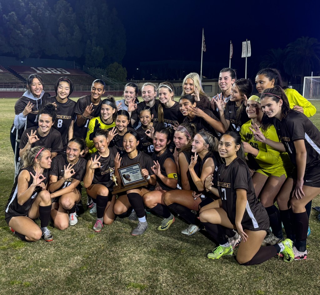 Lancers top Monarchs to win the CCS Division I Championship (1-0)