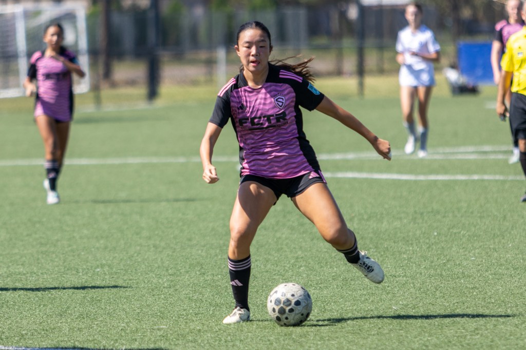 ECNL TX: Sting Black G11 beat Albion Hurricanes on the road