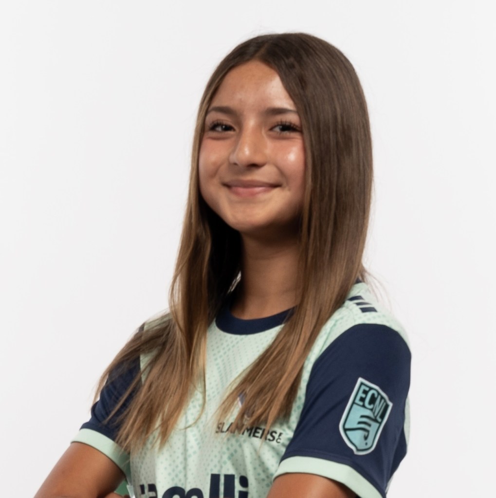 Bella Gonzalez