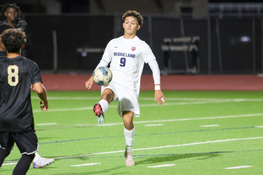 Texas HS: Jordan vs. Bridgeland – Photos