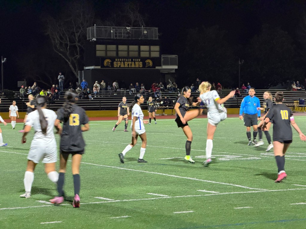 Two 6-1 A-Division teams meet for a first-round league match