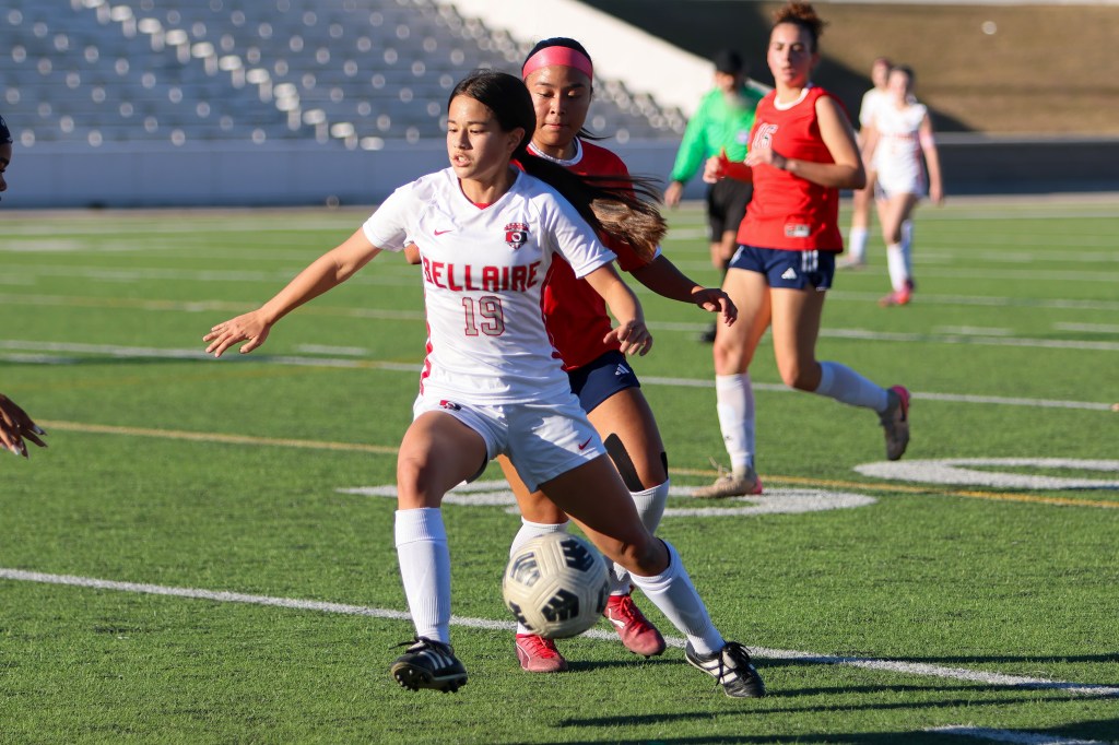 Texas HS: Lamar vs. Bellaire – Photos