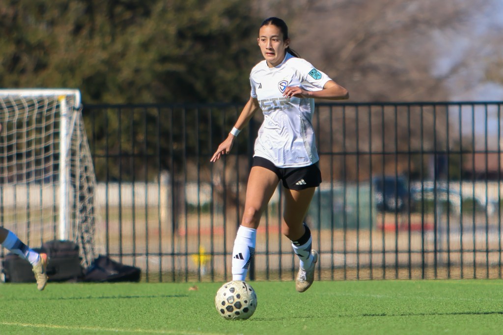 ECNL Texas – 2010 Division Midfielders Who Stood Out in the Crowd