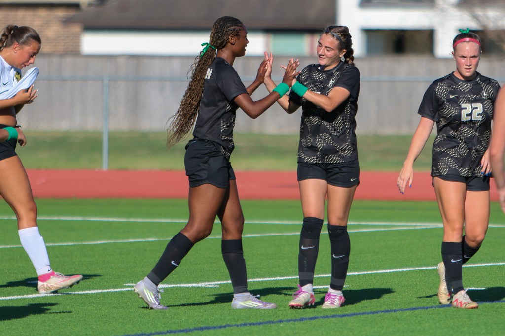 Texas HS Playoffs: Jordan beat Foster in the bi-district round