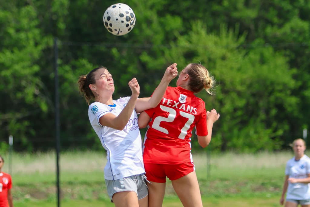 ECNL TX U16: Dallas Texans vs. Albion Hurricanes – Photos