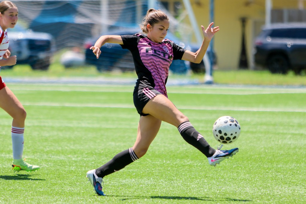 ECNL TX U17: Challenge SC vs. Sting Austin – Photos