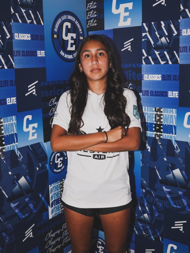 Mia Elizondo