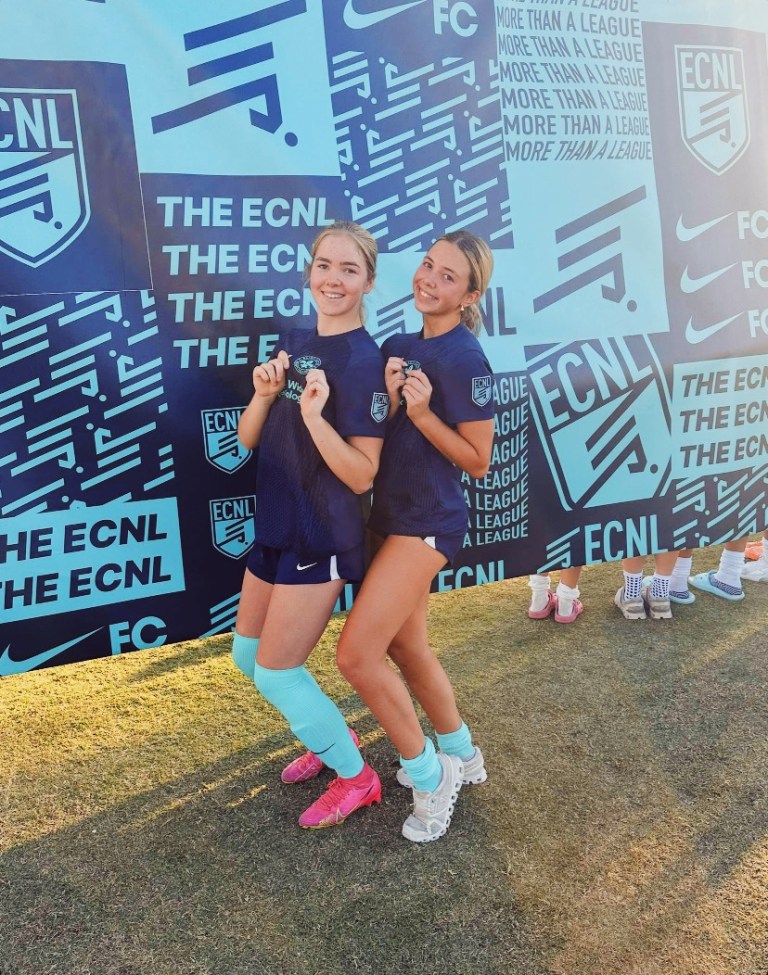 Ella Pavelonis