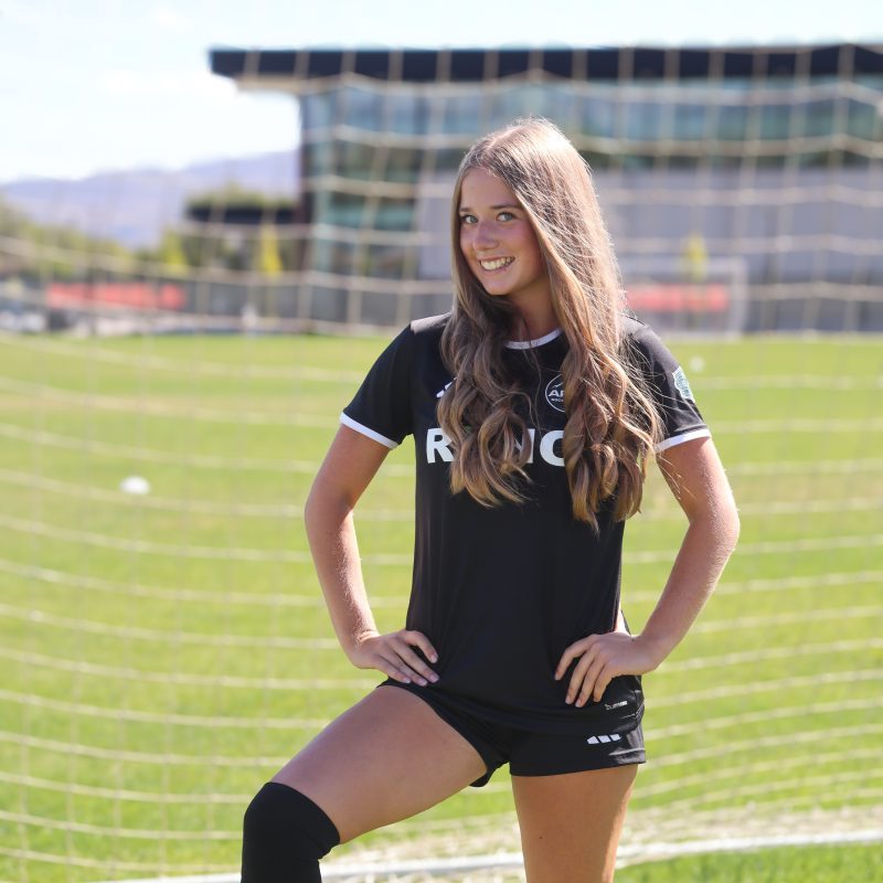 Lilly Fine