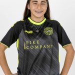 Naomi Pinon