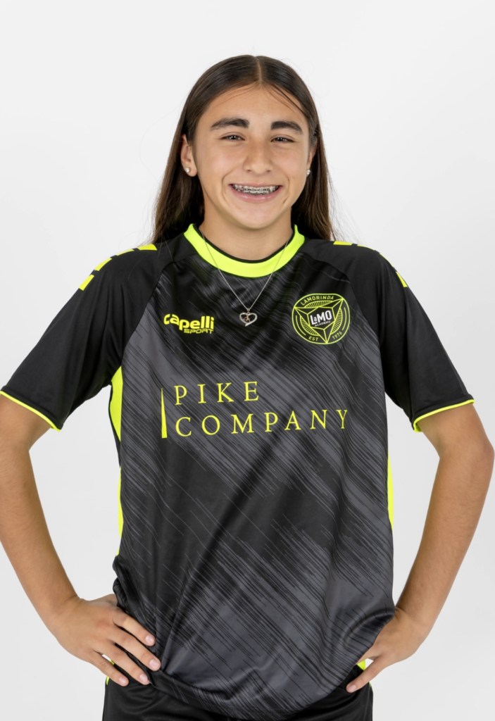 Naomi Pinon